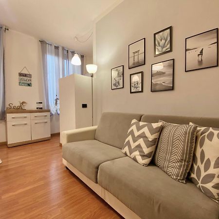 Mazzini 12 Very Central Apartment With Private Garage, Air Conditioning, Wifi, Just 50 Meters From The Beach Rapallo Zewnętrze zdjęcie