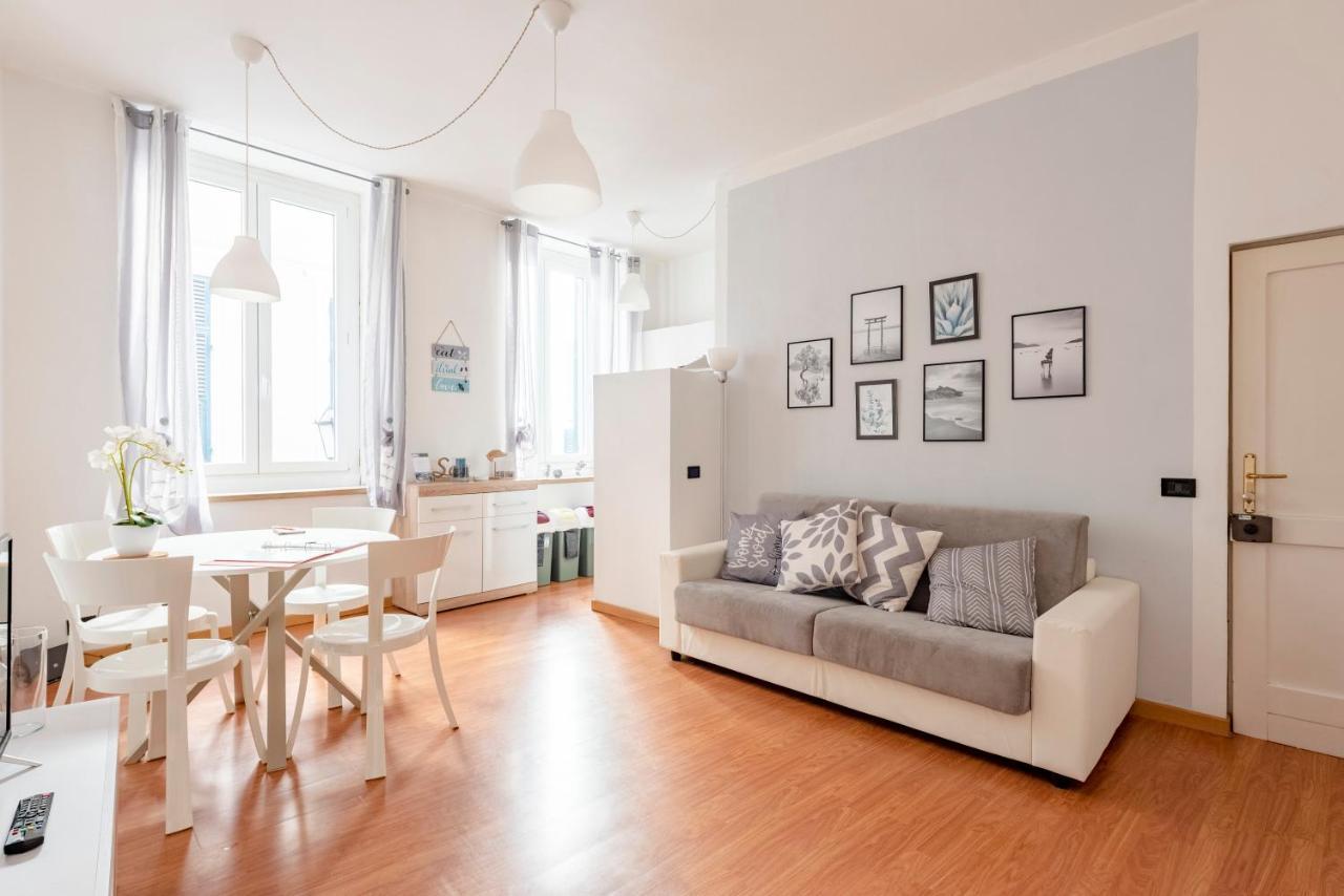 Mazzini 12 Very Central Apartment With Private Garage, Air Conditioning, Wifi, Just 50 Meters From The Beach Rapallo Zewnętrze zdjęcie