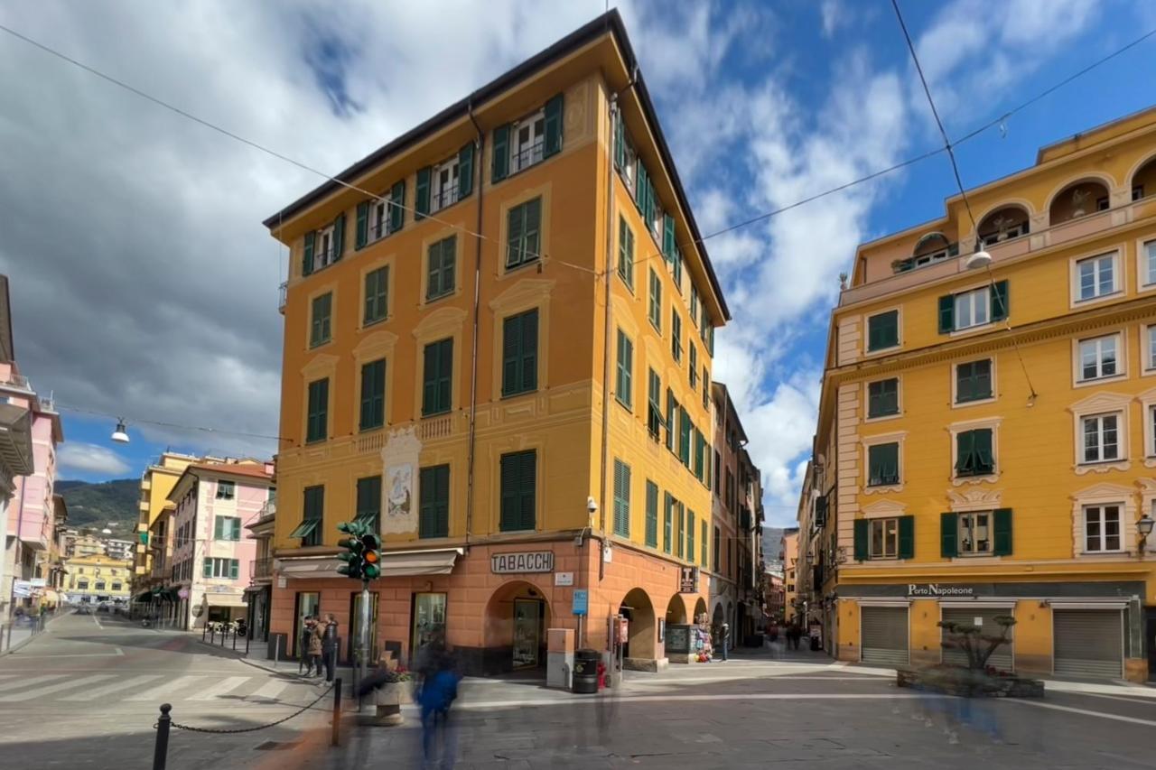 Mazzini 12 Very Central Apartment With Private Garage, Air Conditioning, Wifi, Just 50 Meters From The Beach Rapallo Zewnętrze zdjęcie