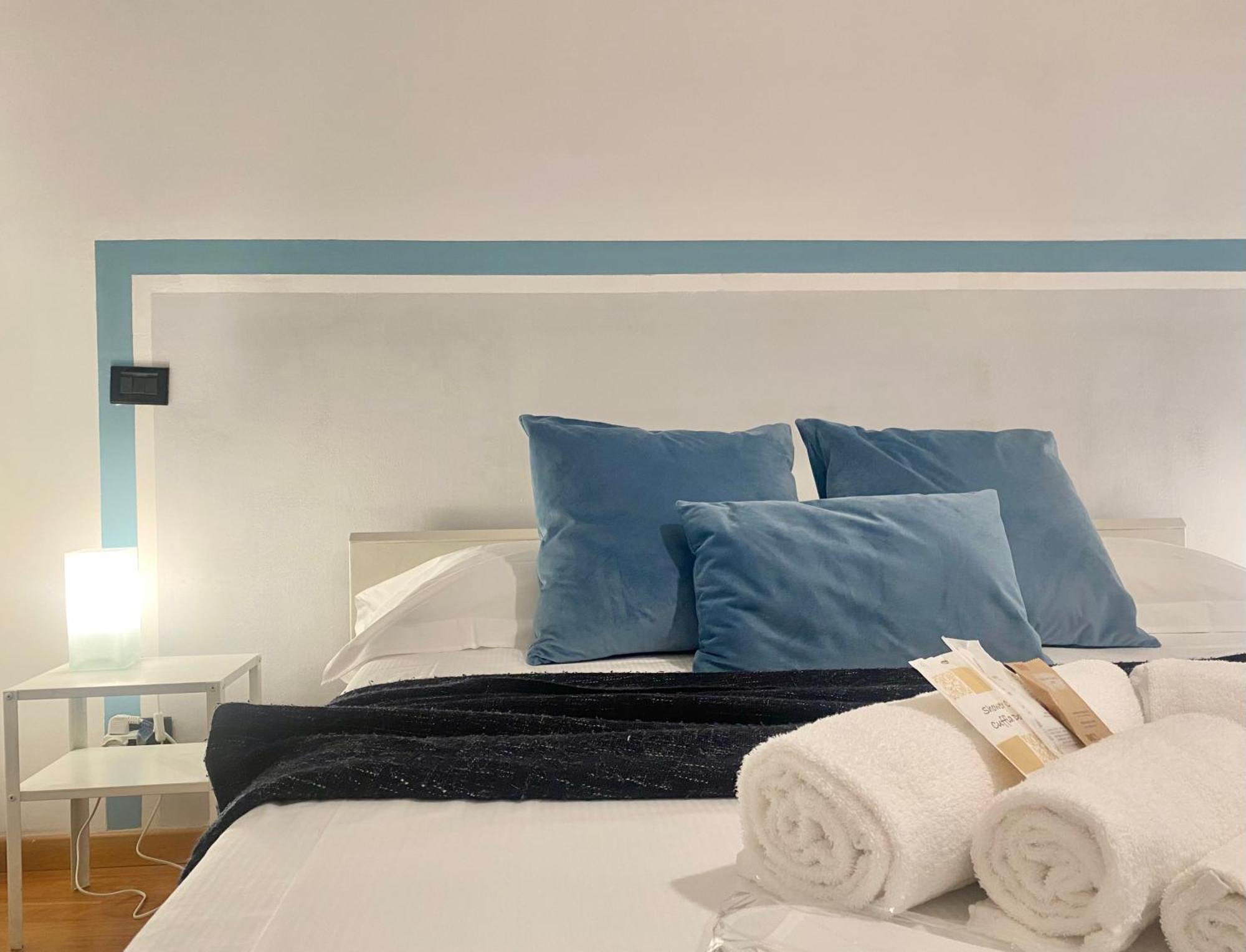 Mazzini 12 Very Central Apartment With Private Garage, Air Conditioning, Wifi, Just 50 Meters From The Beach Rapallo Zewnętrze zdjęcie